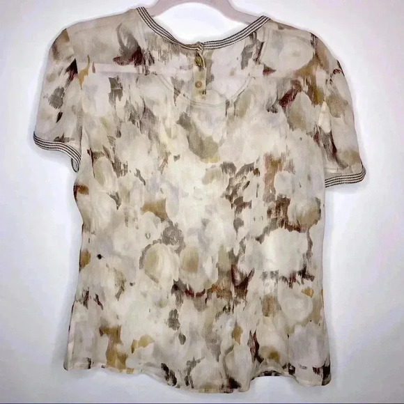 St. John Silk Watercolor Top Size Small​​ - Picture 8 of 12